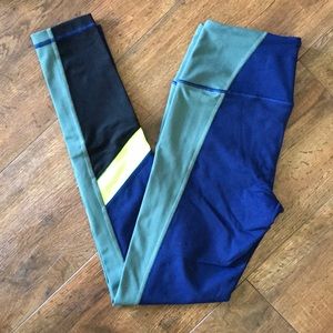 Victoria’s Secret Knockout Leggings